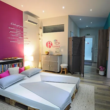 Apartma B Center For Peaceful Retreat Koper