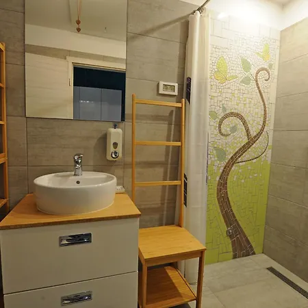 B Center For Peaceful Retreat Apartma *