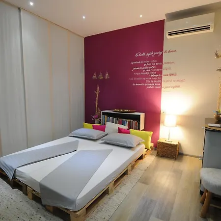 B Center For Peaceful Retreat * Koper