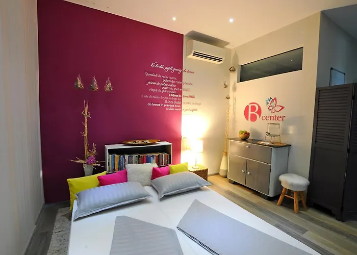 B Center For Peaceful Retreat 아파트